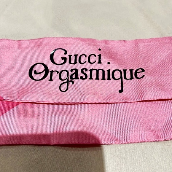Gucci “Orgasmic” Pink Silk Bag Twilly - Picture 6 of 7